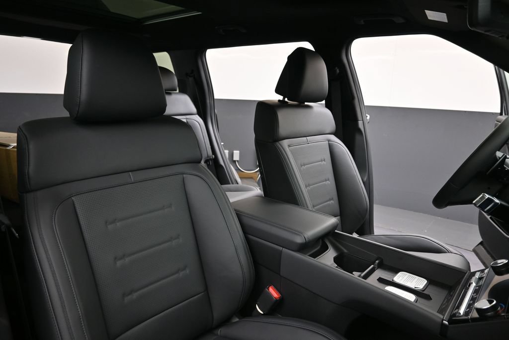 New 2026 Hyundai Santa Fe Calligraphy AWD/4WD image 13