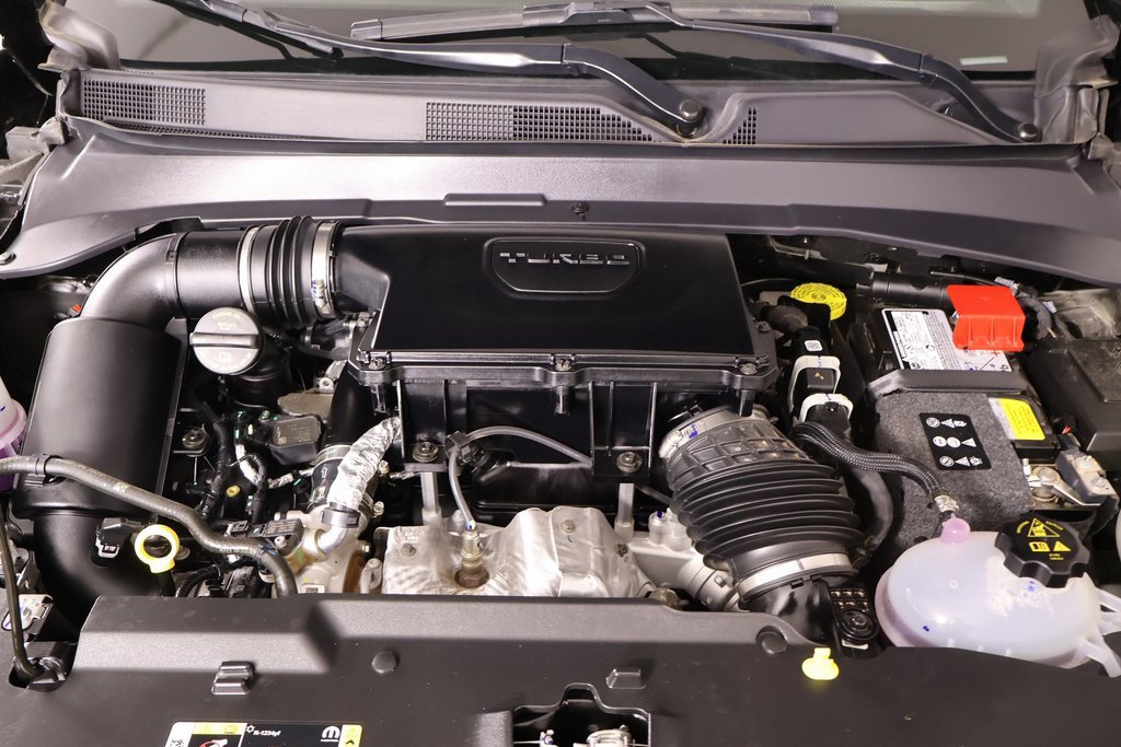 Used 2025 Jeep Compass Sport image 18