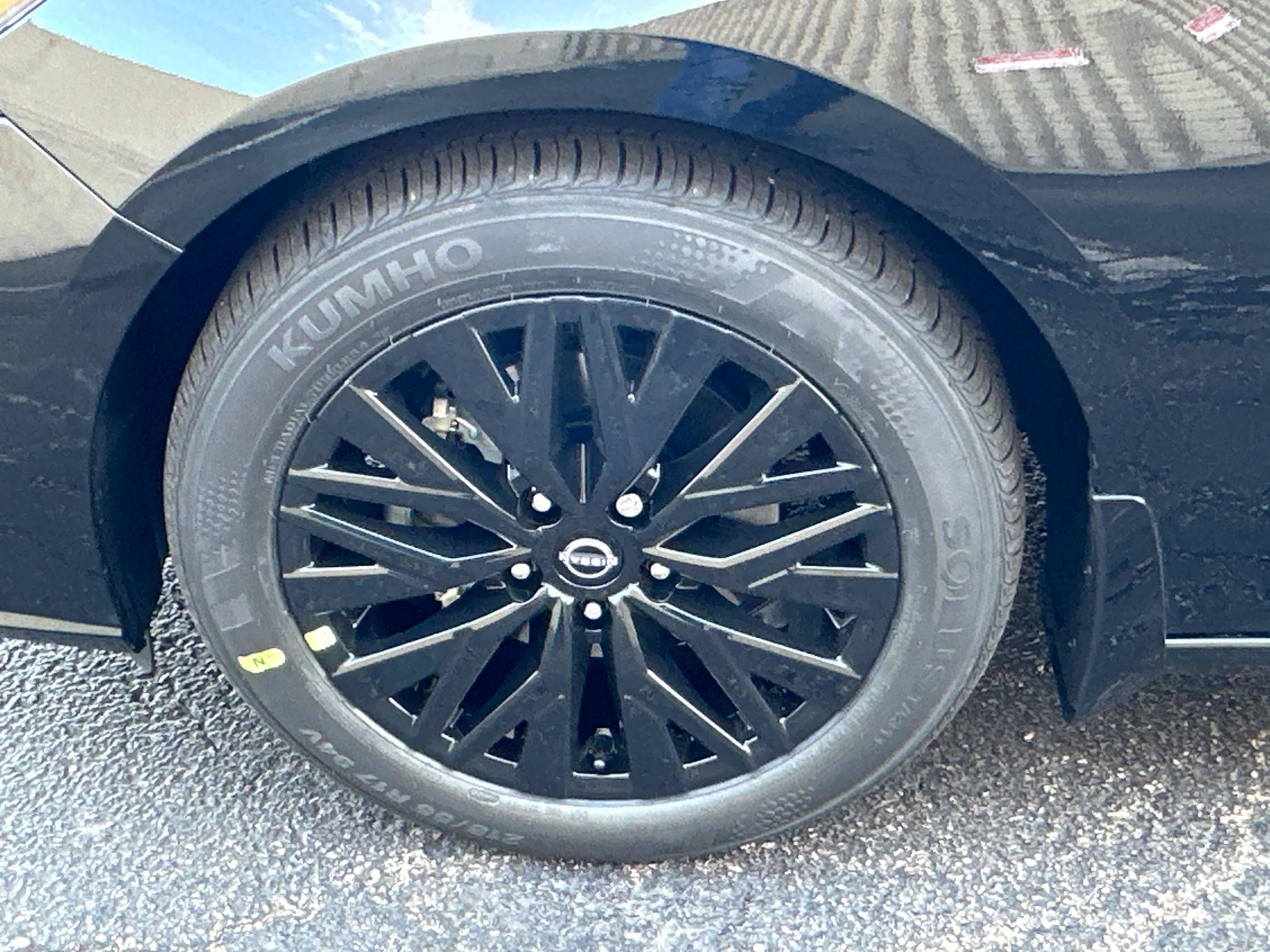 New 2026 Nissan Altima 2.5 SV w/ SV Special Edition Package FWD image 9