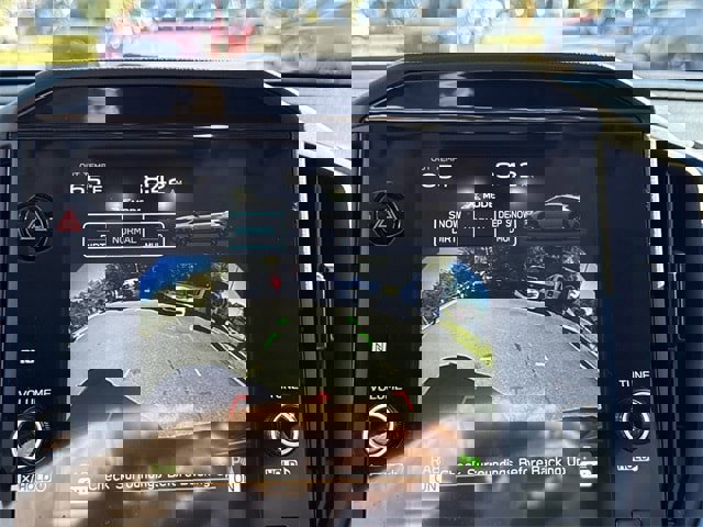 Certified 2025 Subaru Crosstrek 2.5i Limited w/ Popular Package #3A image 30