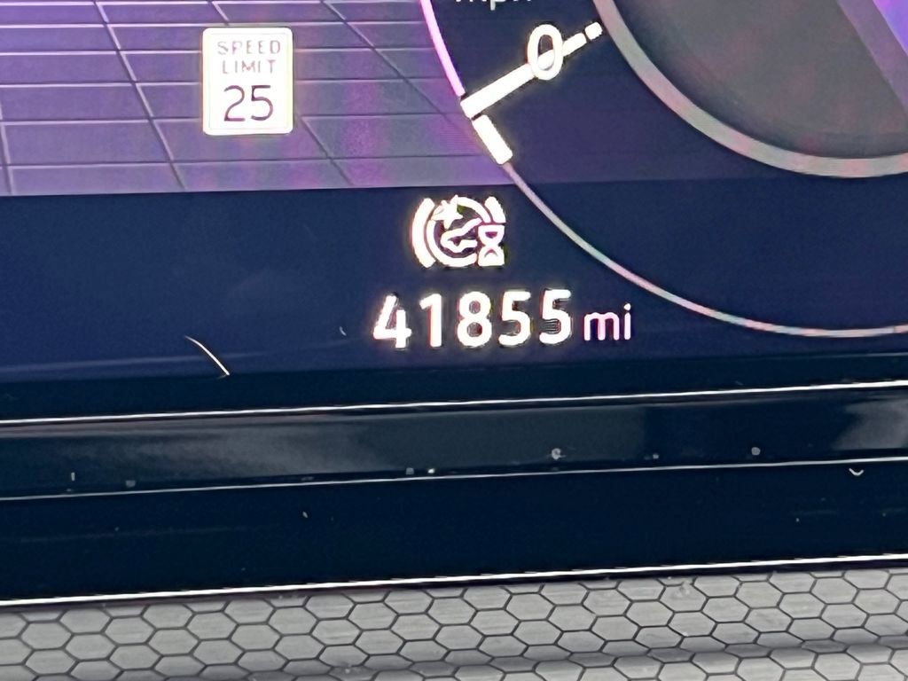 Used 2024 Volkswagen GTI SE image 18