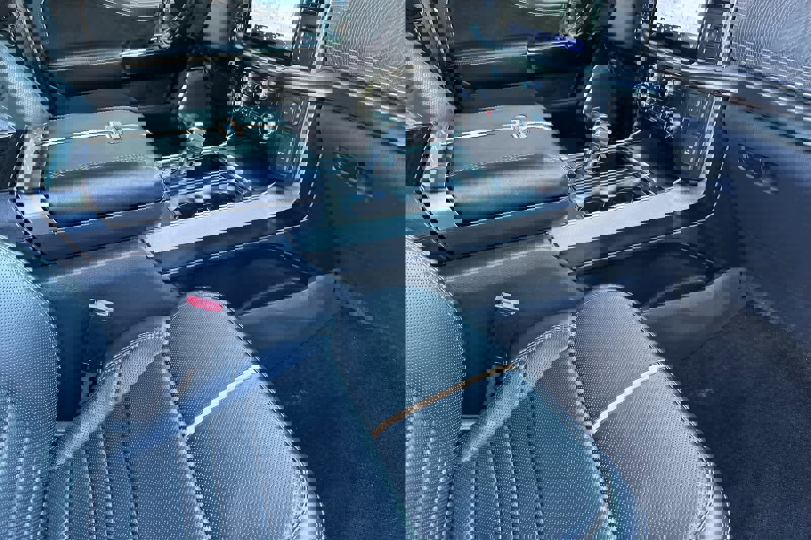 Certified 2022 Ford F150 Platinum w/ Equipment Group 701A High image 15