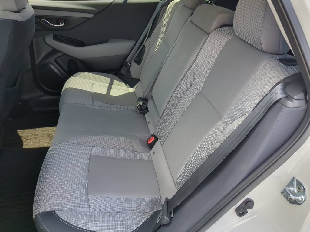 Used 2025 Subaru Outback Premium AWD/4WD image 16