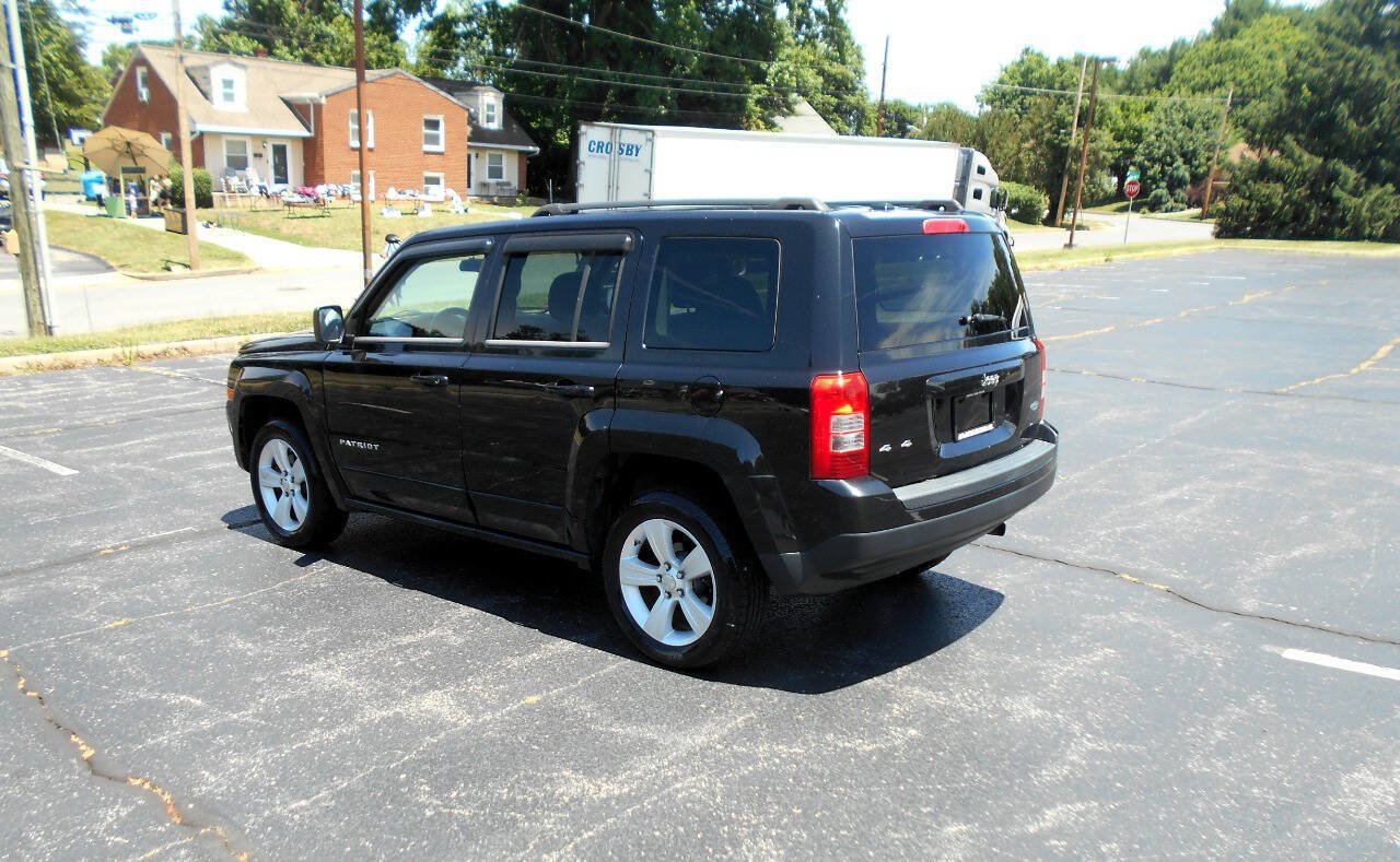 Used 2011 Jeep Patriot Latitude AWD/4WD image 8
