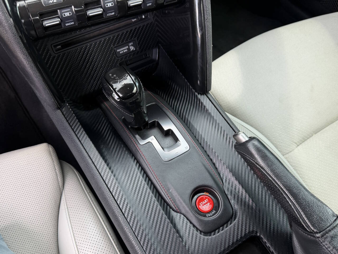 Used 2009 Nissan GT-R Premium AWD/4WD image 15