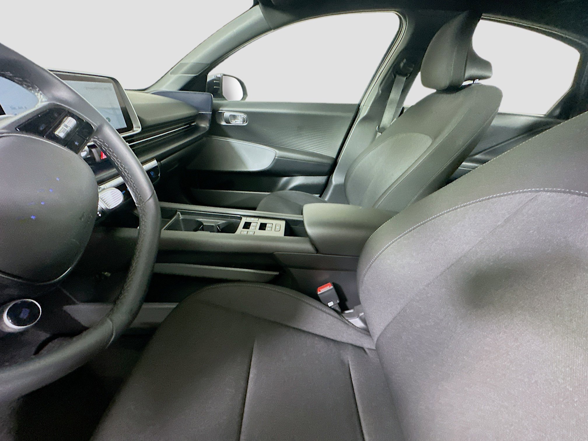 Used 2024 Hyundai Ioniq 6 SE RWD image 13