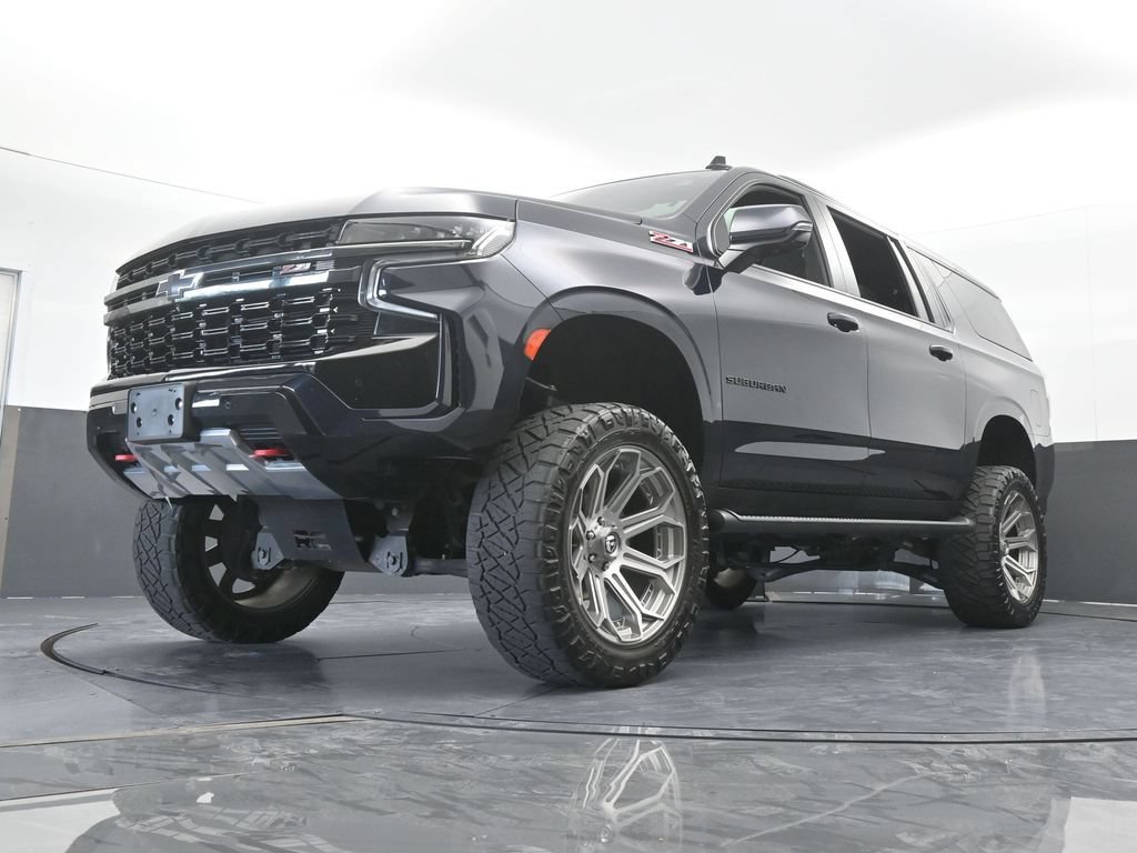 Used 2022 Chevrolet Suburban Z71 w/ Luxury Package AWD/4WD image 70