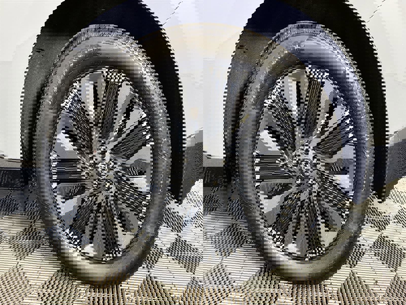 New 2025 Nissan Murano Platinum w/ Cargo Package image 31