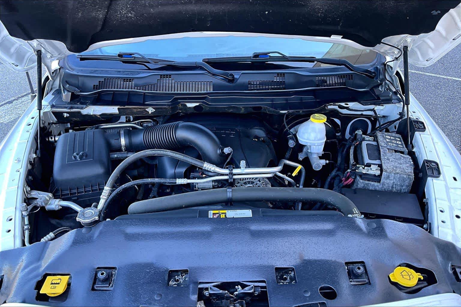 Used 2019 RAM 1500 Express AWD/4WD image 30