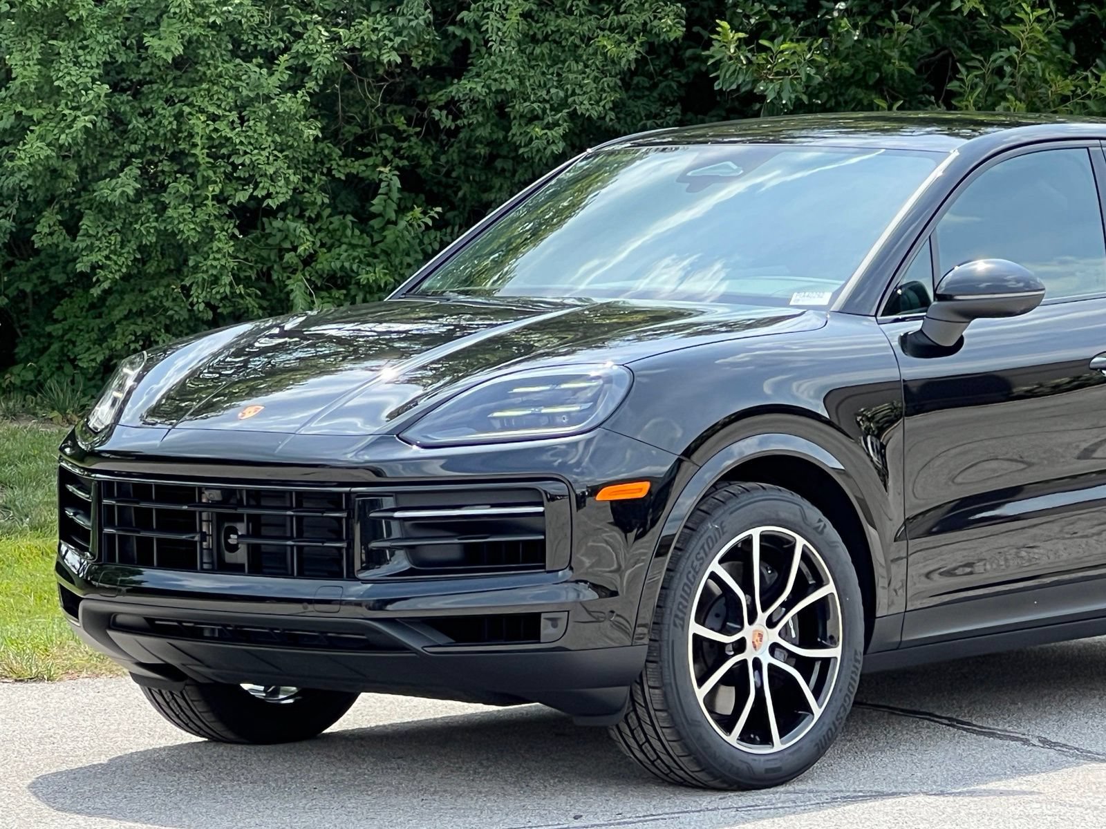 New 2026 Porsche Cayenne Coupe AWD/4WD image 11