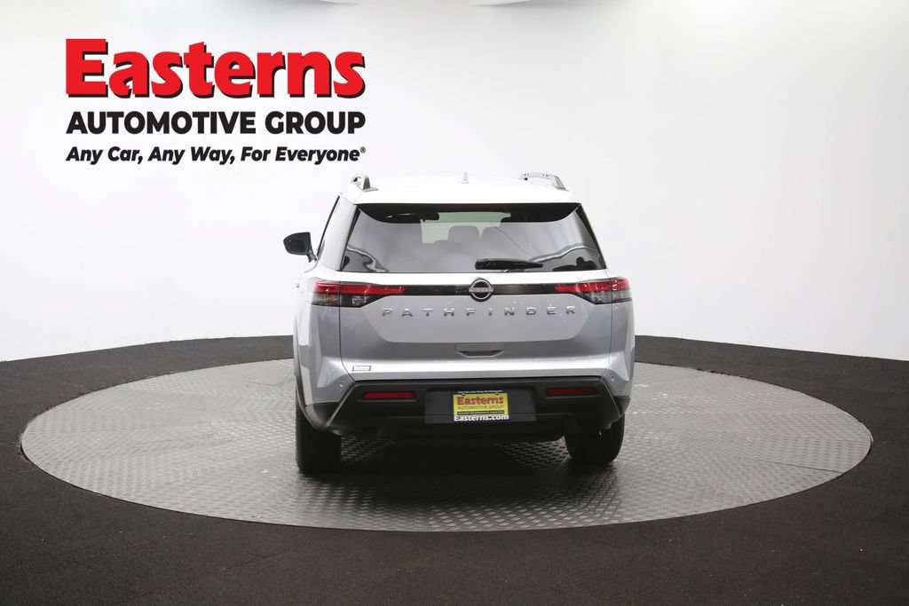 Used 2025 Nissan Pathfinder SV FWD image 43