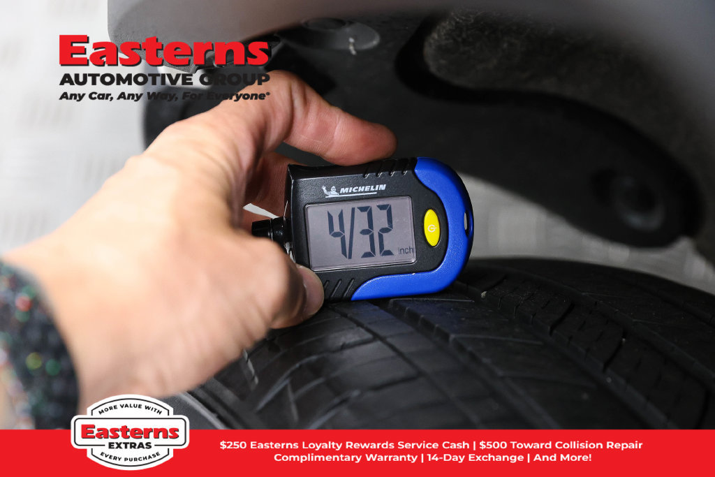Used 2024 Toyota RAV4 XLE w/ Convenience Package AWD/4WD image 31