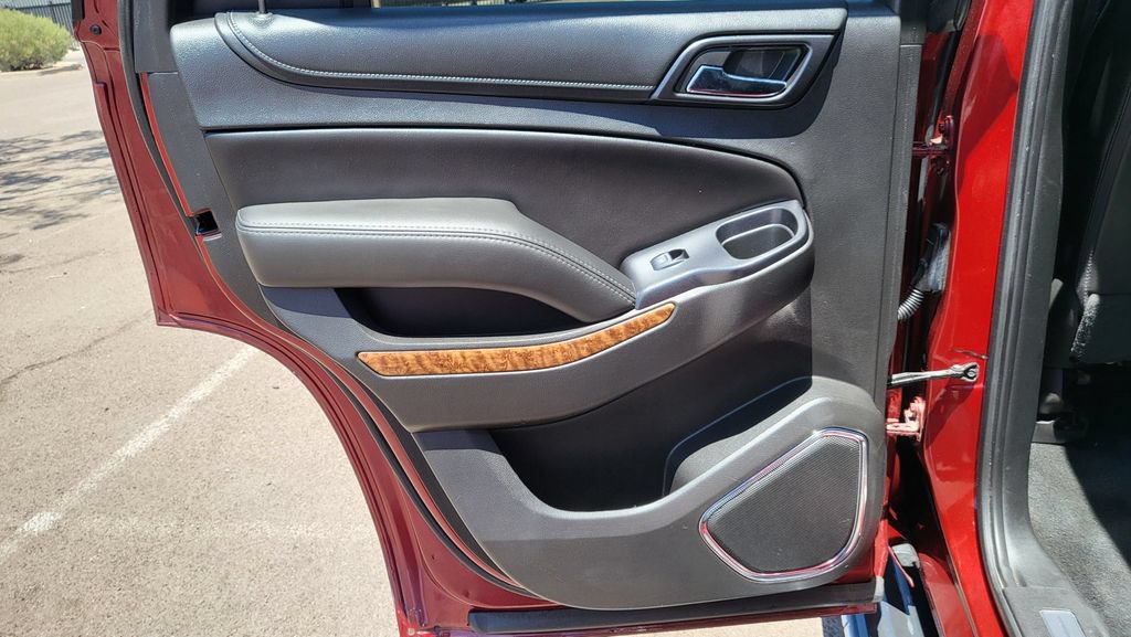 Used 2017 Chevrolet Tahoe Premier AWD/4WD image 25