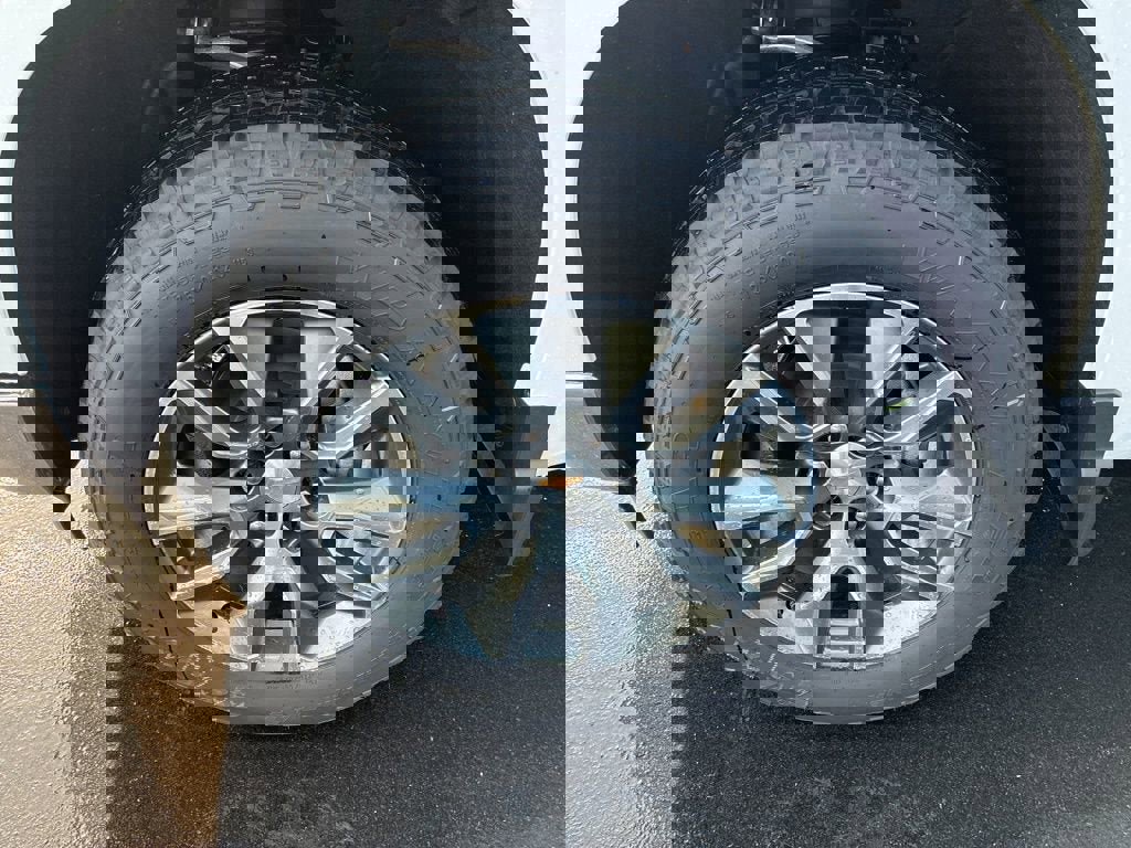 New 2026 Chevrolet Silverado 1500 LT image 14