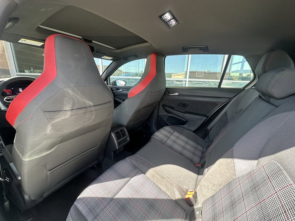 Used 2024 Volkswagen GTI SE image 37