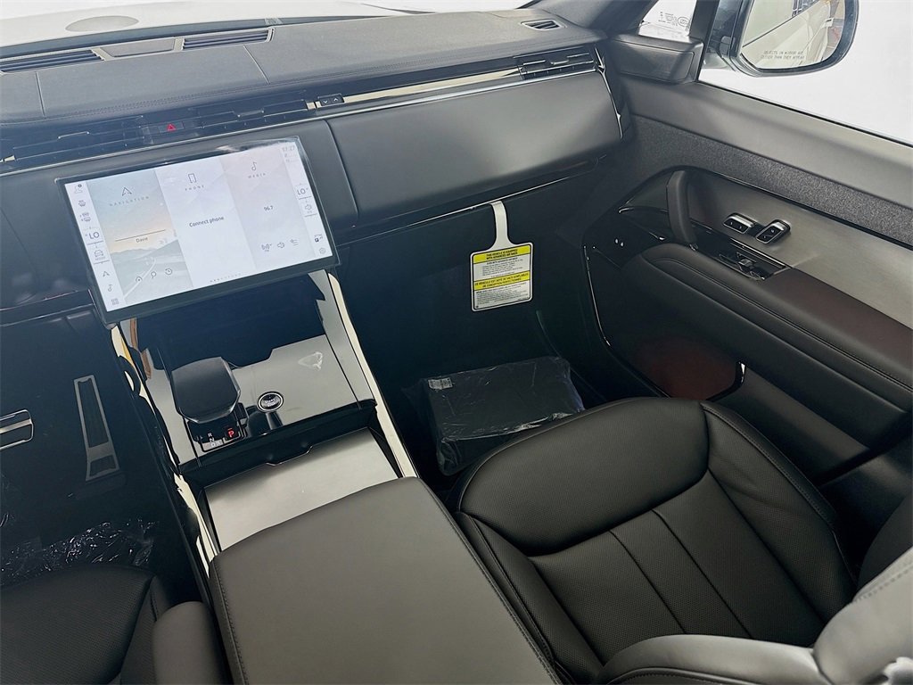 New 2025 Land Rover Range Rover Sport Dynamic SE image 24