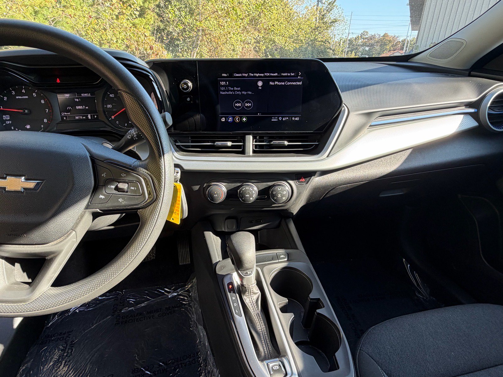 Used 2024 Chevrolet Trax LS w/ Driver Confidence Package FWD image 34