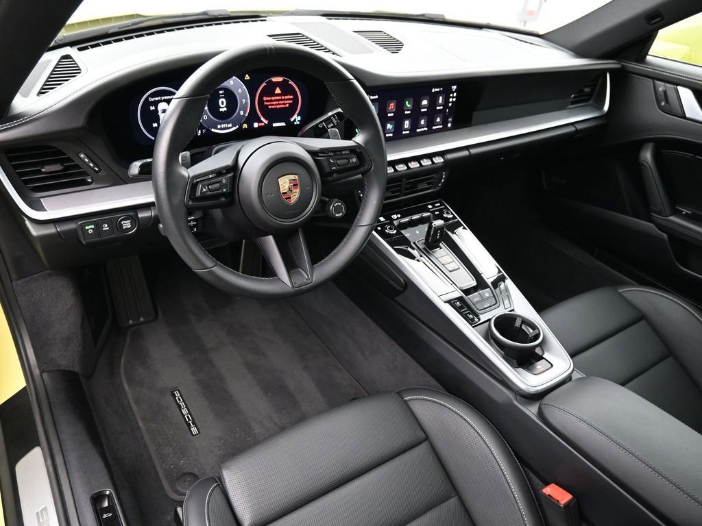 Certified 2025 Porsche 911 Carrera image 4
