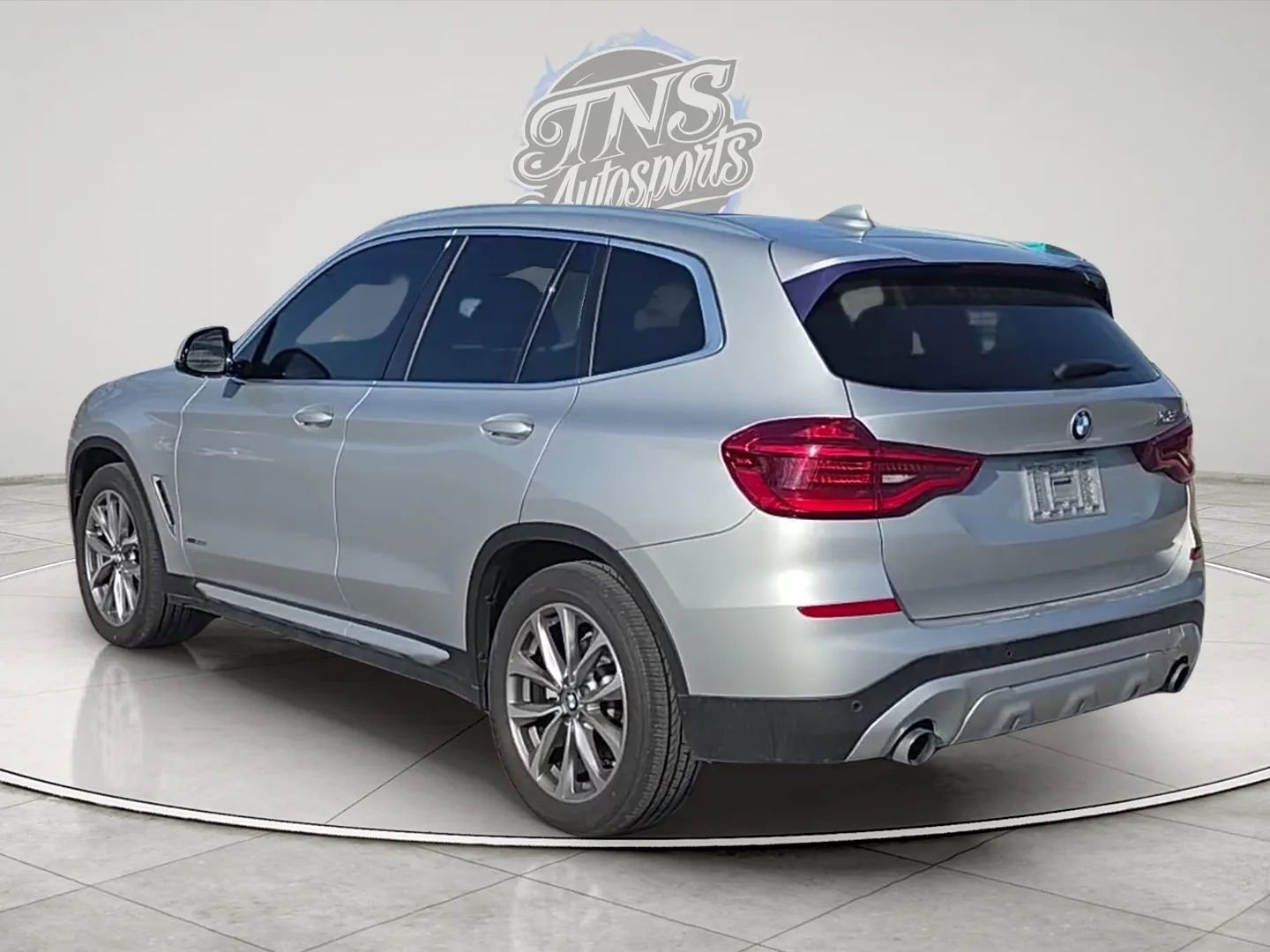 Used 2018 BMW X3 xDrive30i w/ Premium Package image 4