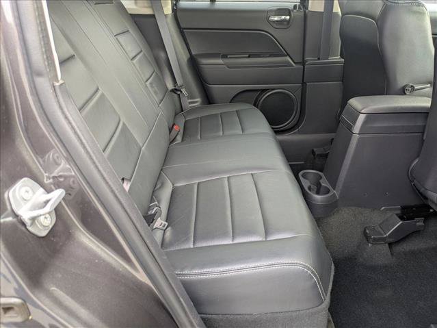 Used 2016 Jeep Patriot High Altitude AWD/4WD image 19