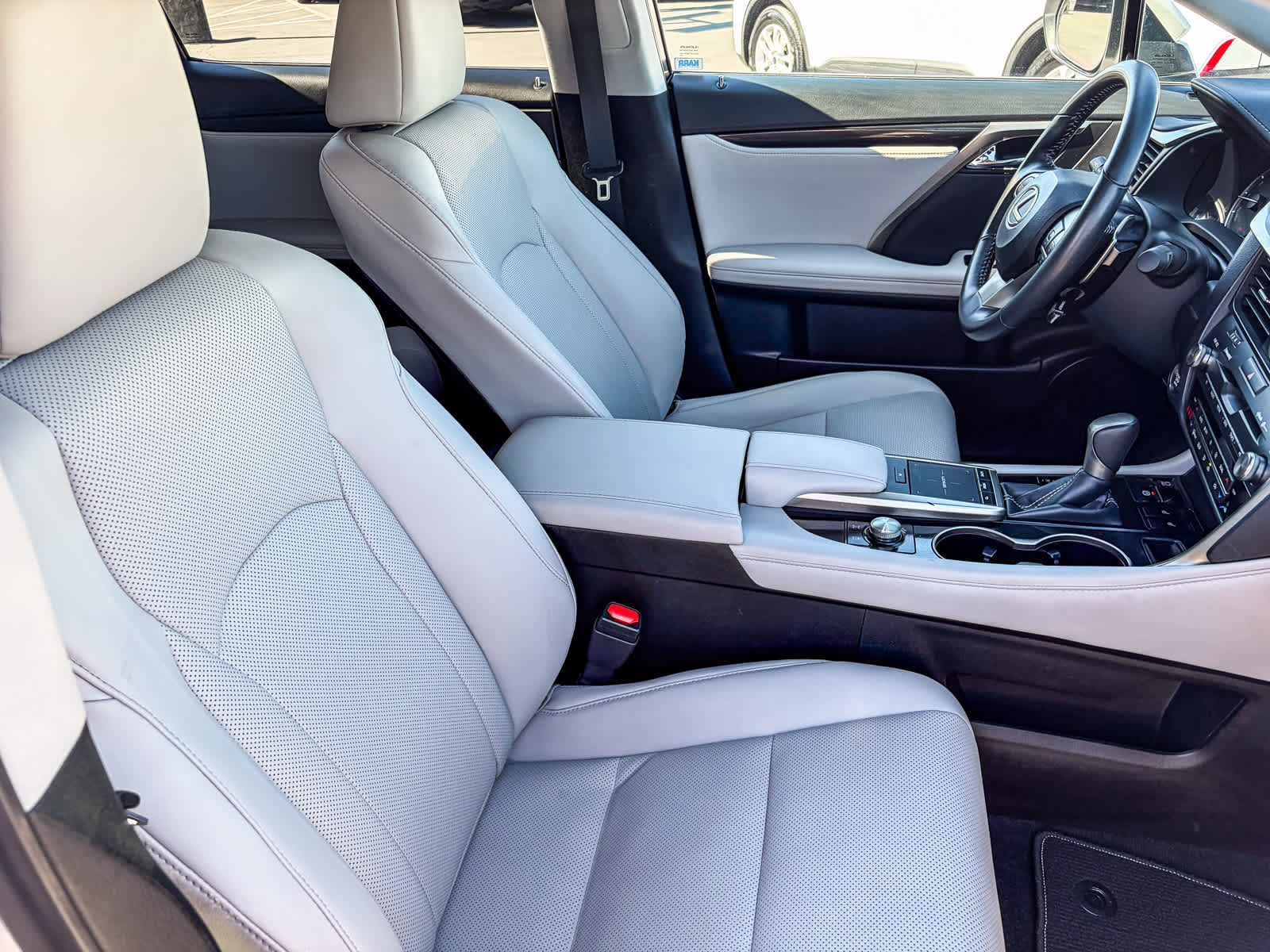 Used 2022 Lexus RX 350 w/ 3500 lbs Tow Prep Package image 15