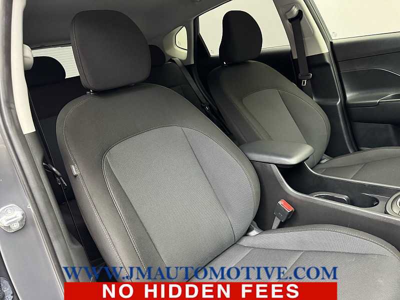 Used 2025 Hyundai Kona SEL AWD/4WD image 20