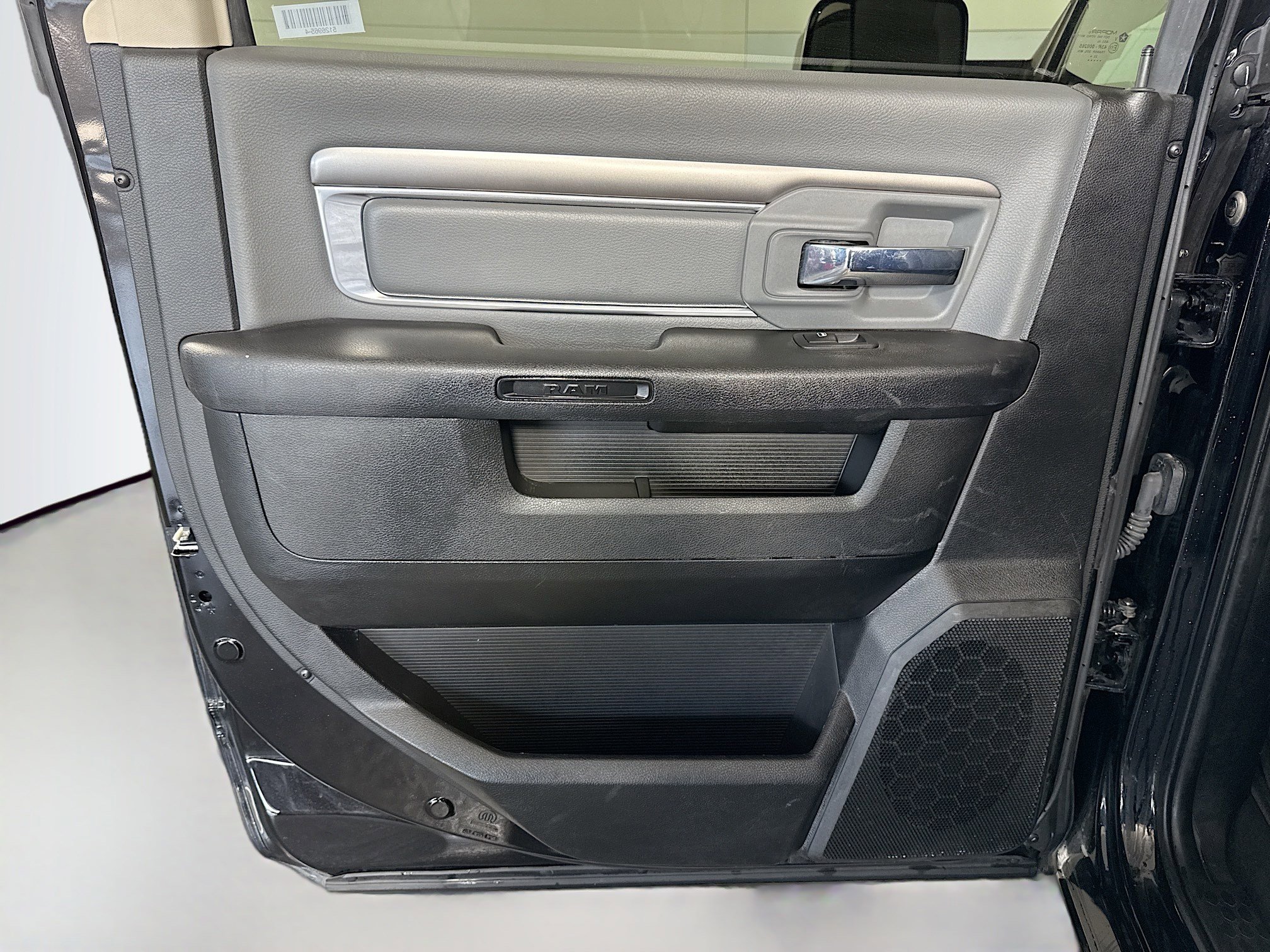 Used 2023 RAM 1500 Classic SLT w/ Trailer & Traction Group image 25