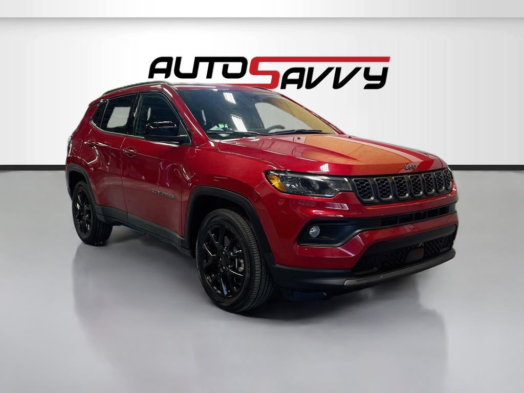 Used 2026 Jeep Compass Latitude AWD/4WD image 1
