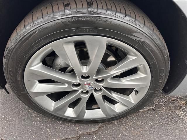 Certified 2023 Buick Envision Avenir image 36