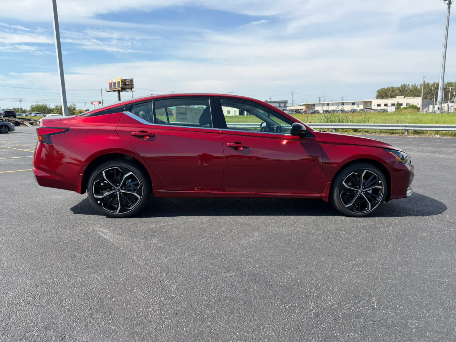 New 2026 Nissan Altima 2.5 SR AWD/4WD image 8