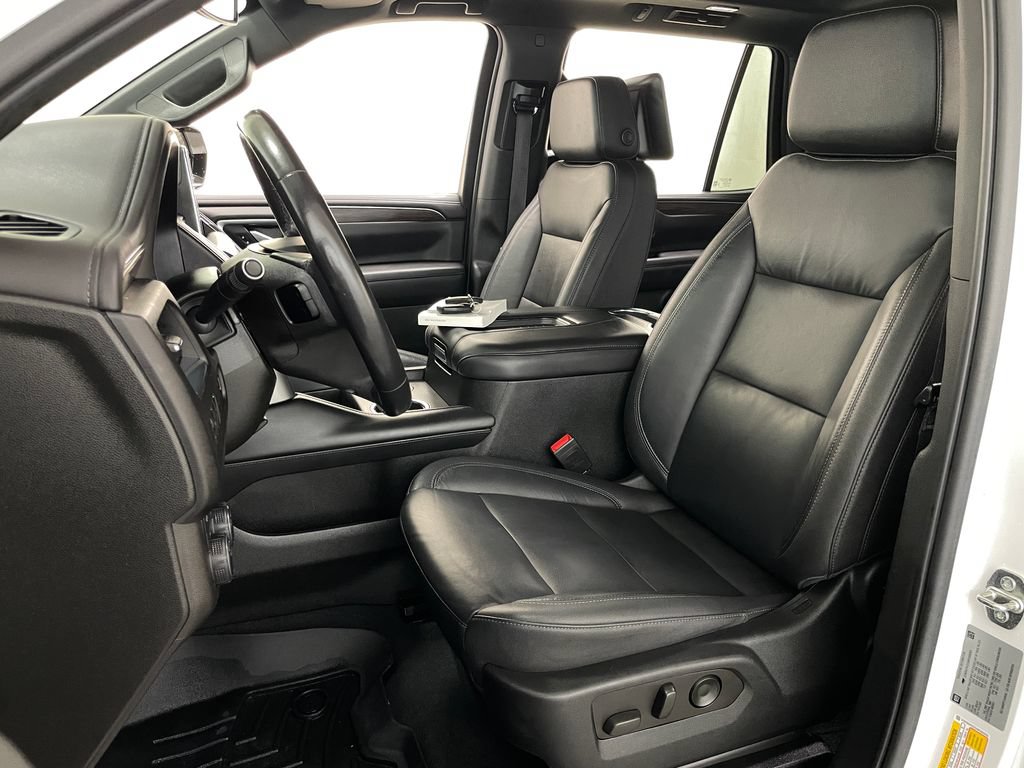 Used 2021 Chevrolet Tahoe Z71 w/ Rear Media and Nav Package AWD/4WD image 32