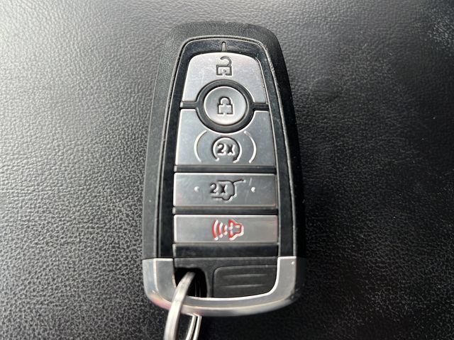 Used 2023 Ford Explorer XLT w/ Equipment Group 202A AWD/4WD image 33