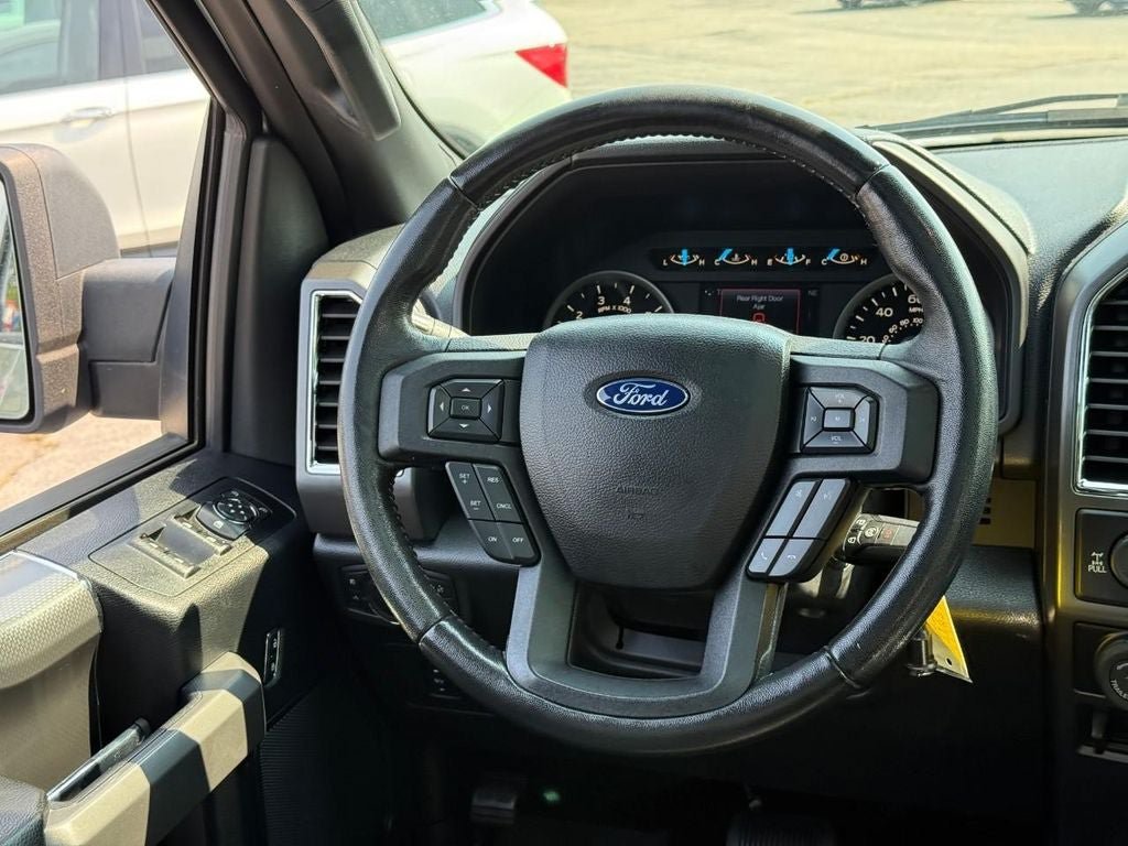 Used 2017 Ford F150 XLT w/ Equipment Group 302A Luxury AWD/4WD image 12