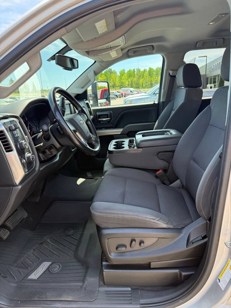 Used 2019 Chevrolet Silverado 2500 LT w/ LT Convenience Package AWD/4WD image 13