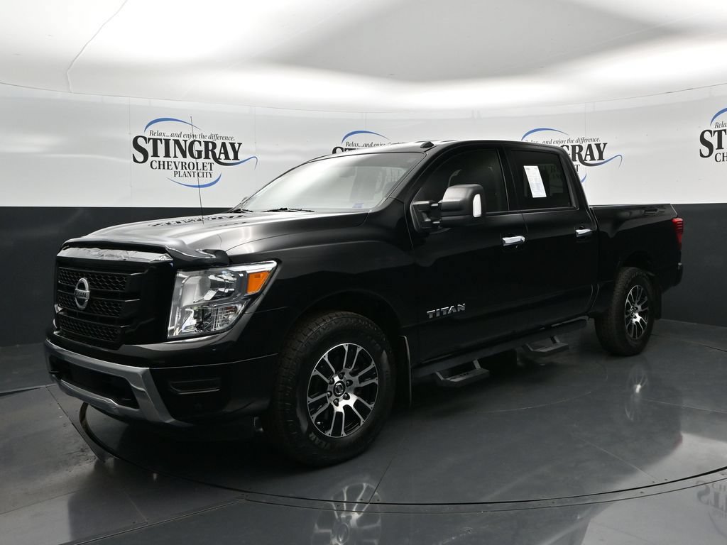 Used 2021 Nissan Titan SV w/ SV Convenience Package AWD/4WD image 3