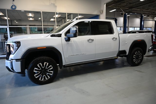 New 2026 GMC Sierra 2500 Denali Ultimate image 12