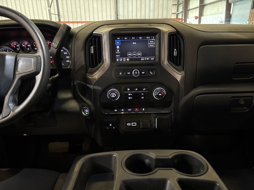 Used 2023 Chevrolet Silverado 1500 Custom image 17
