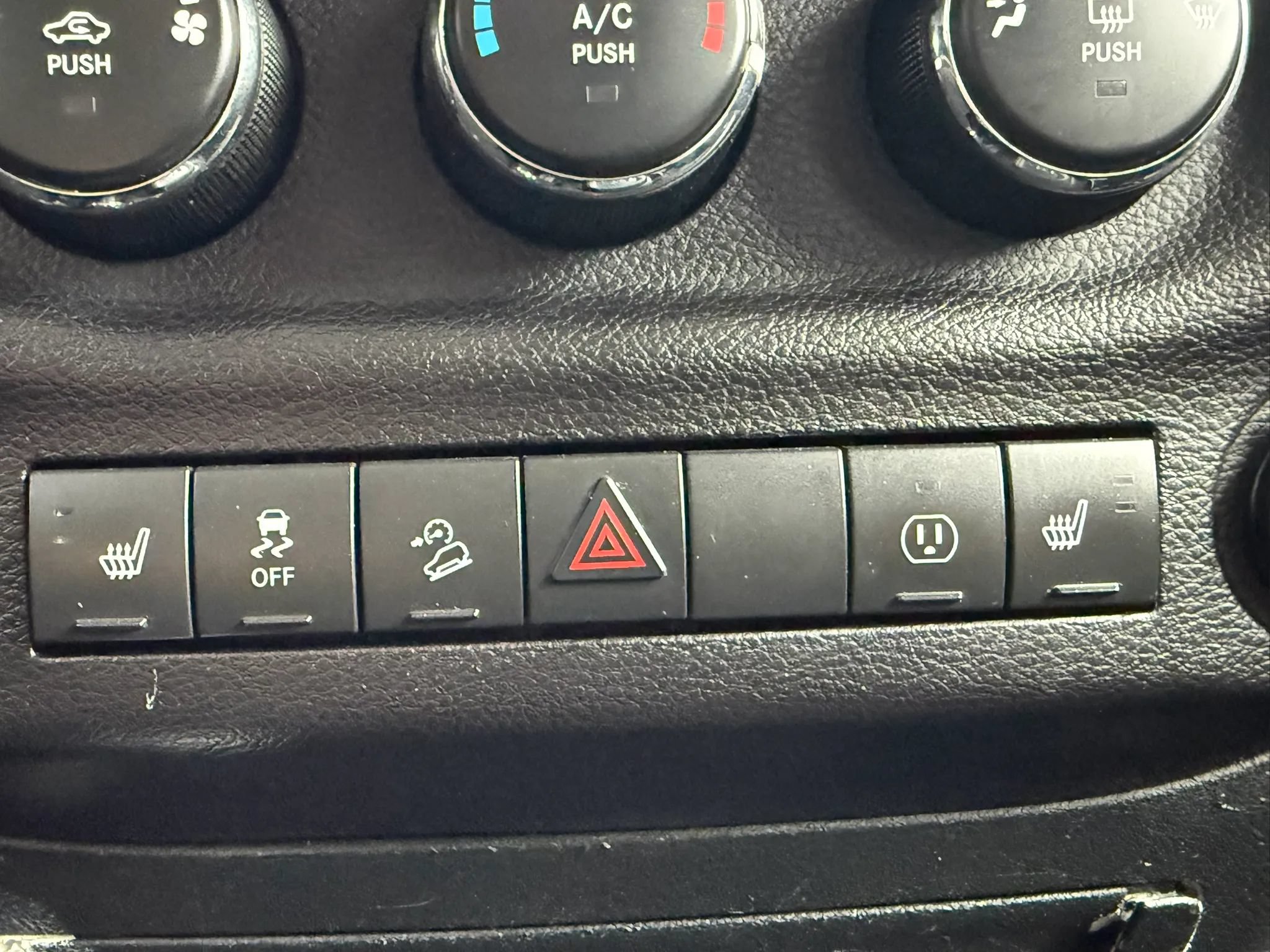 Used 2017 Jeep Wrangler Unlimited Sport AWD/4WD image 13