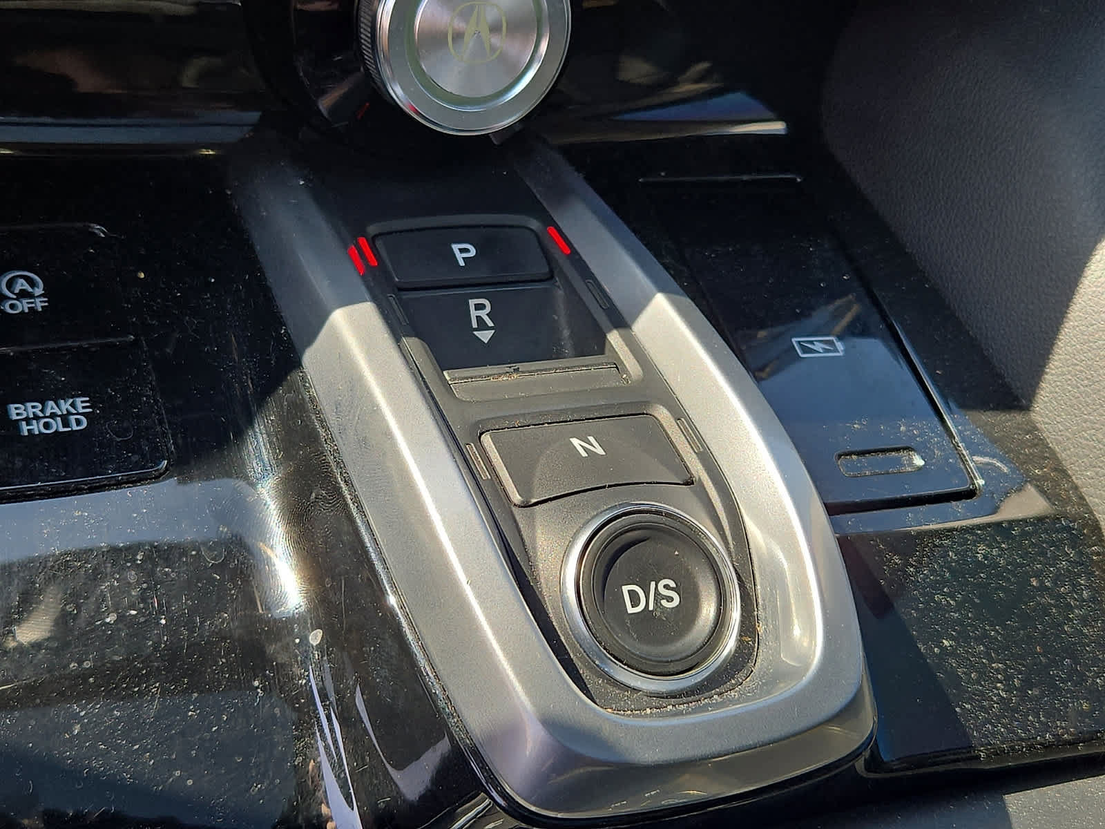 Used 2024 Acura MDX SH-AWD image 16