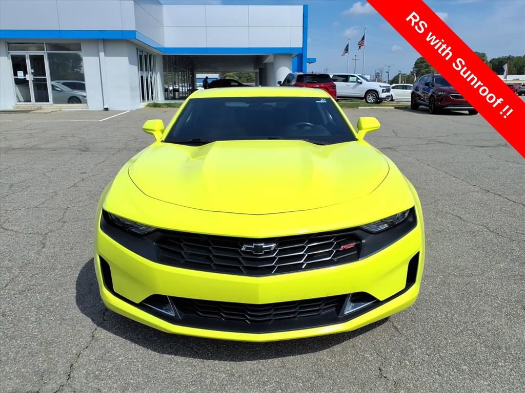 Used 2021 Chevrolet Camaro LT w/ RS Package image 8