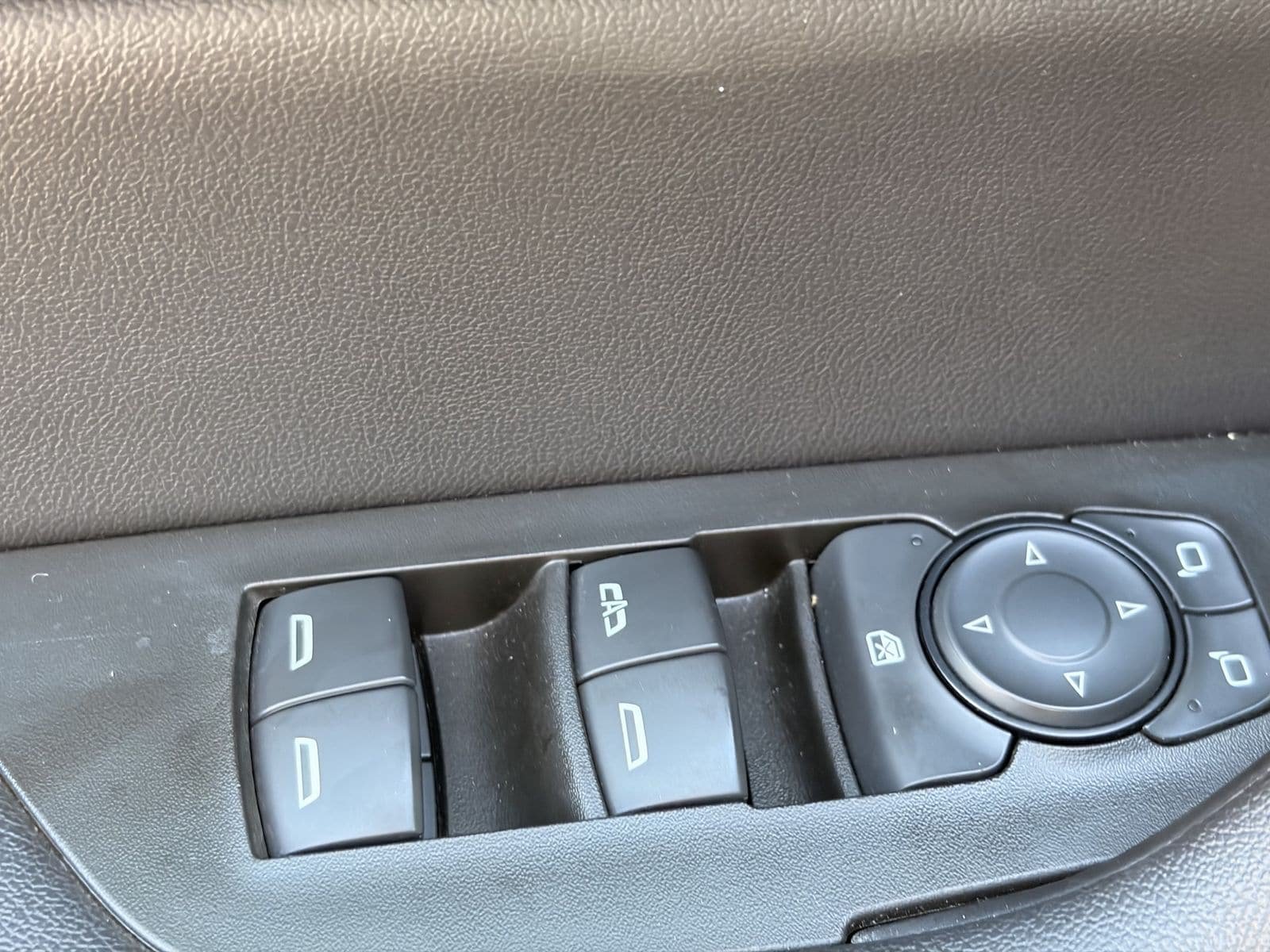Used 2021 Chevrolet Blazer LT FWD image 18