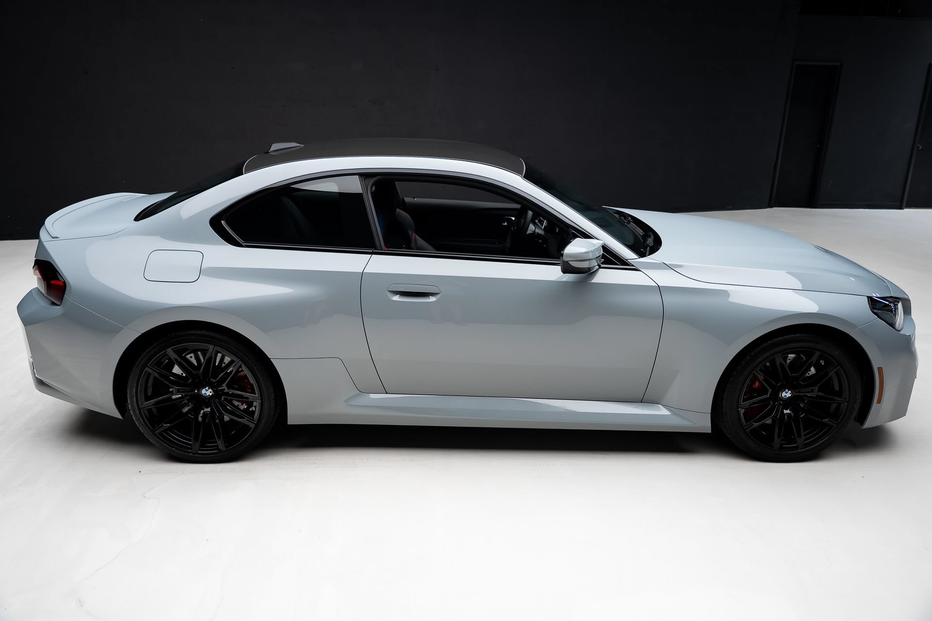 Used 2026 BMW M2 w/ Lighting Package RWD image 35