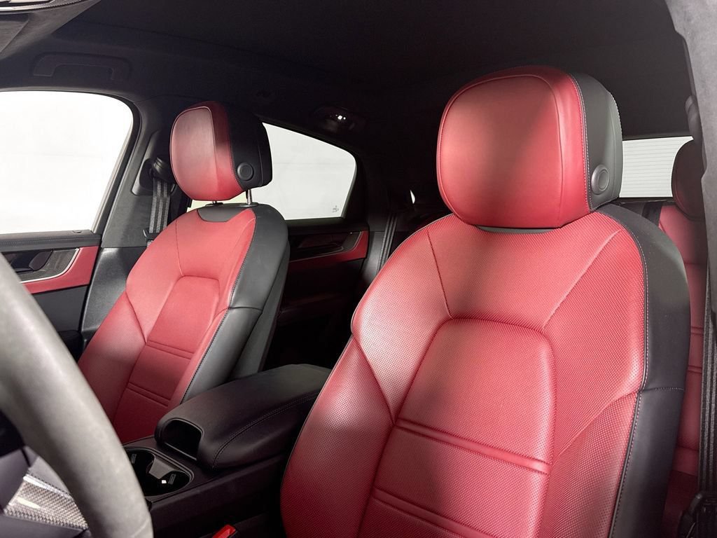 Certified 2024 Porsche Cayenne S AWD/4WD image 5
