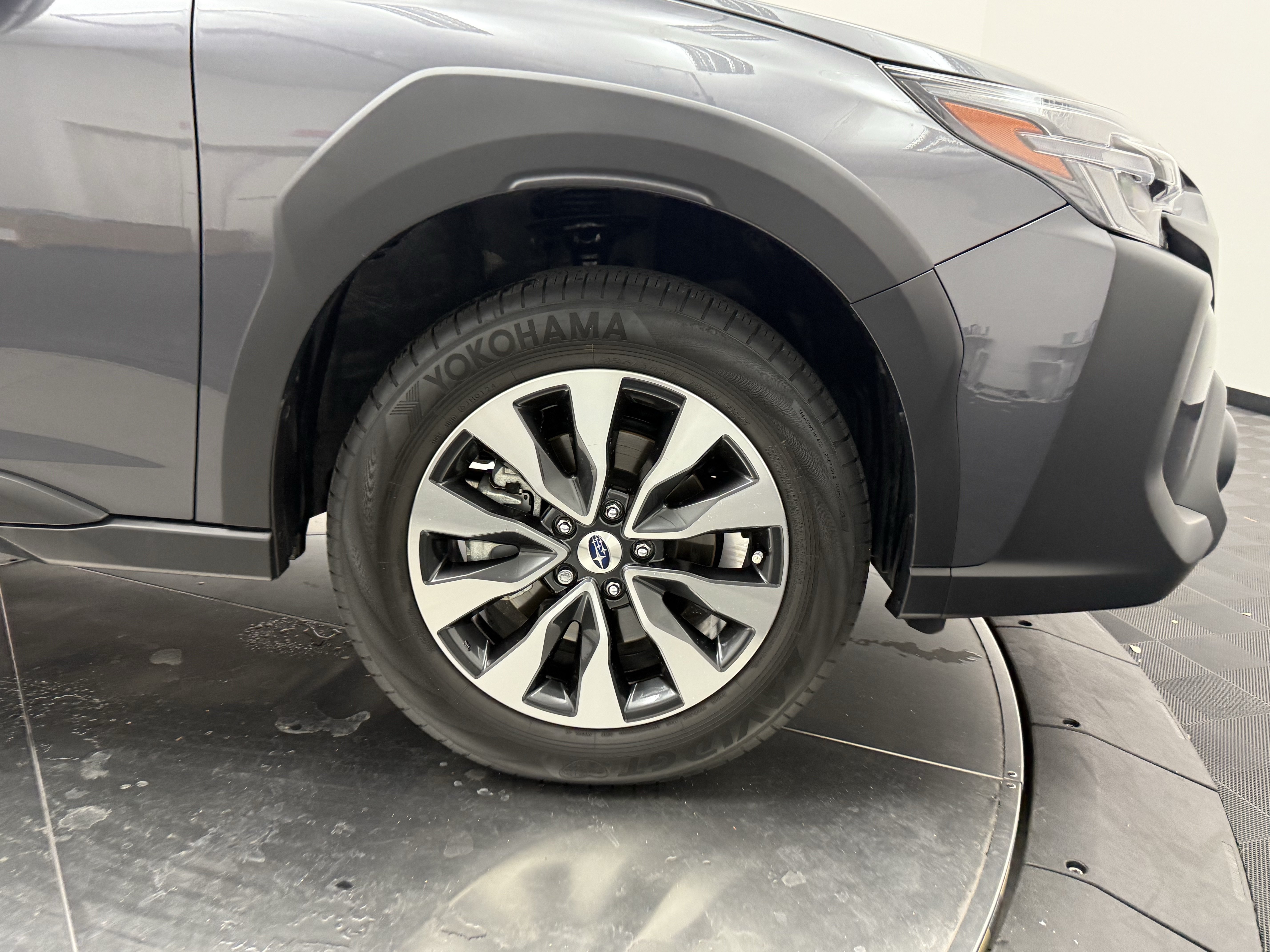 Used 2025 Subaru Outback Touring AWD/4WD image 9