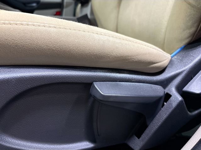 Used 2018 Ford Focus SE FWD image 20