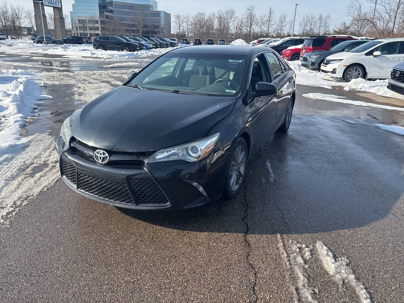 Used 2017 Toyota Camry SE image 8