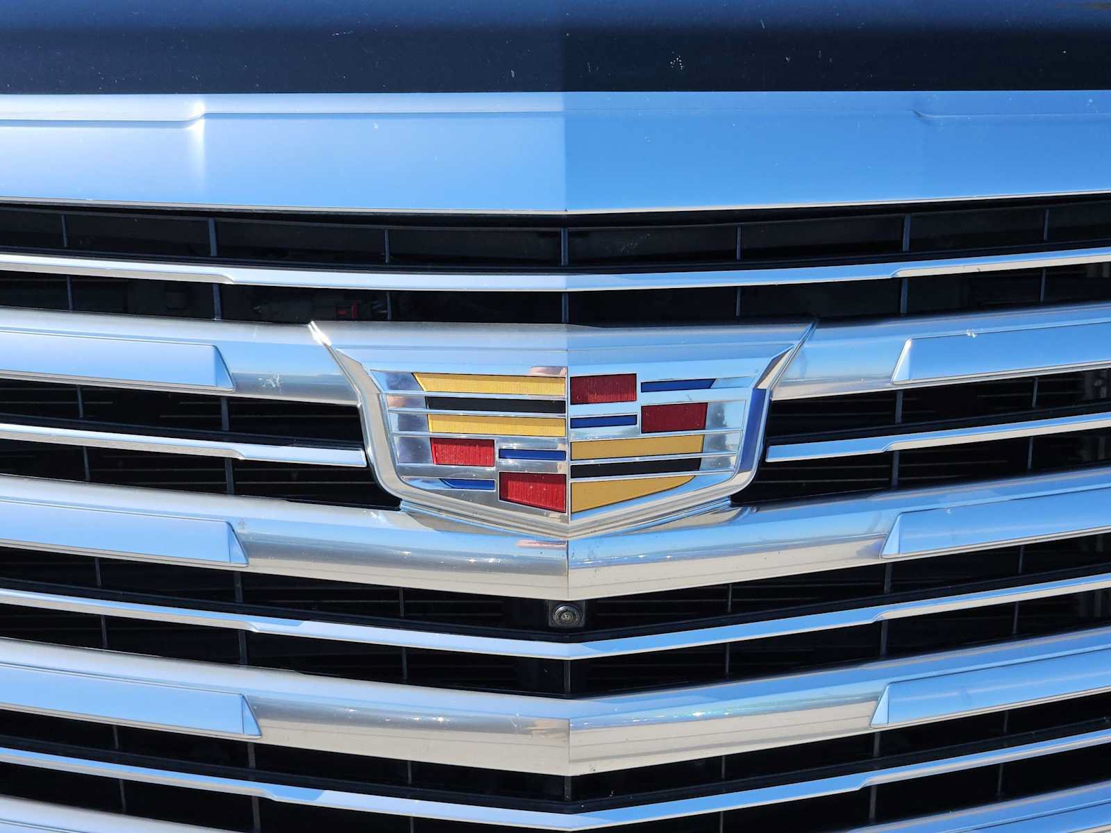 Used 2017 Cadillac Escalade Platinum AWD/4WD image 11