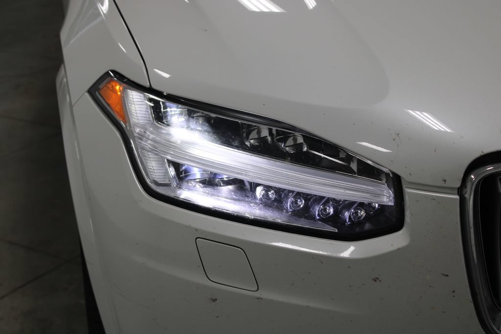 Used 2022 Volvo XC90 T8 Inscription w/ Advanced Package AWD/4WD image 12