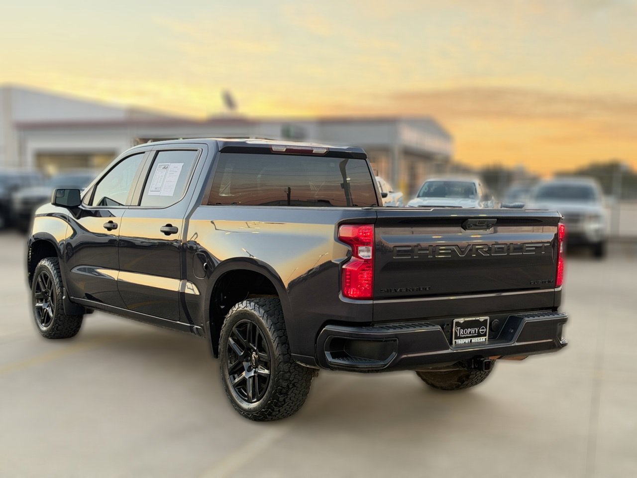 Used 2023 Chevrolet Silverado 1500 Custom w/ LPO, Dark Essentials Package RWD image 7