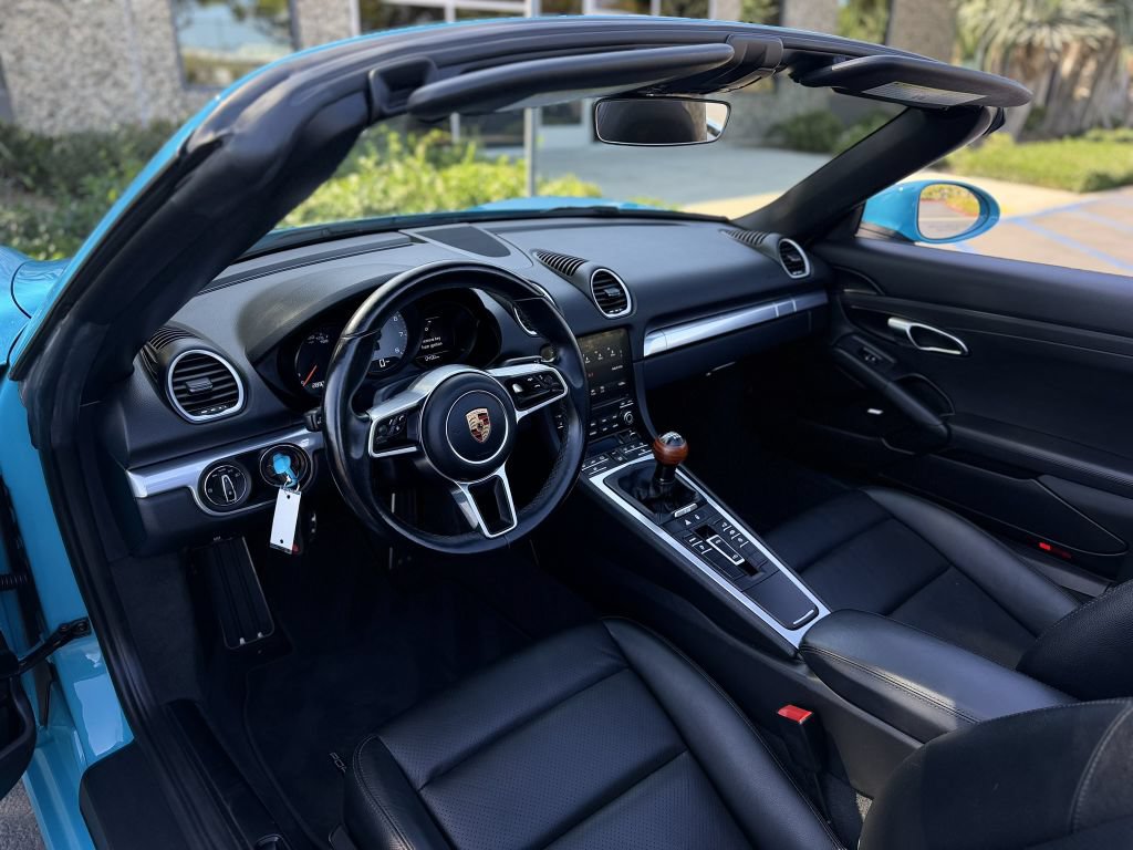 Used 2017 Porsche 718 Boxster S RWD image 26